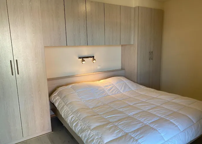 In Near The Nieuwpoort